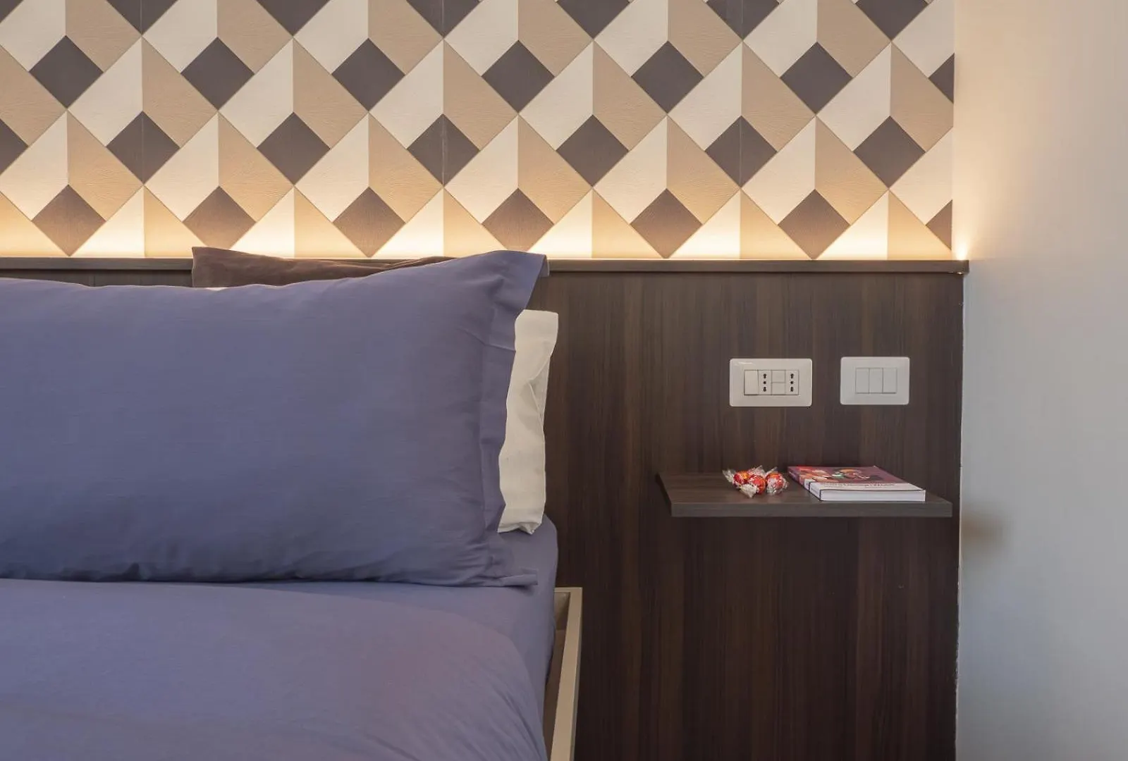 Modern & Cozy Suite In Garibaldi - Brera Area By Rentopolis Milan