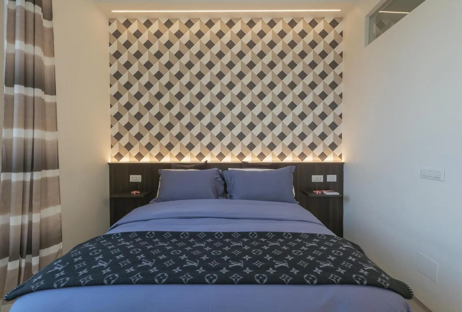 Modern & Cozy Suite In Garibaldi - Brera Area By Rentopolis Milan Apartment