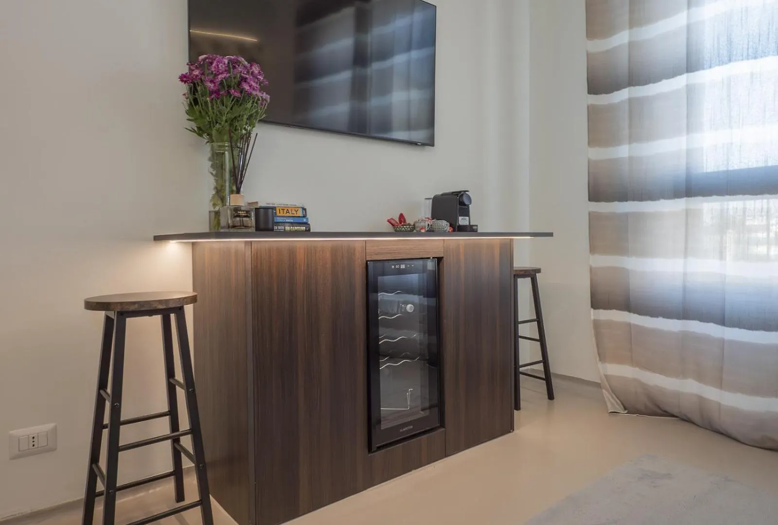 Modern & Cozy Suite In Garibaldi - Brera Area By Rentopolis Milánó