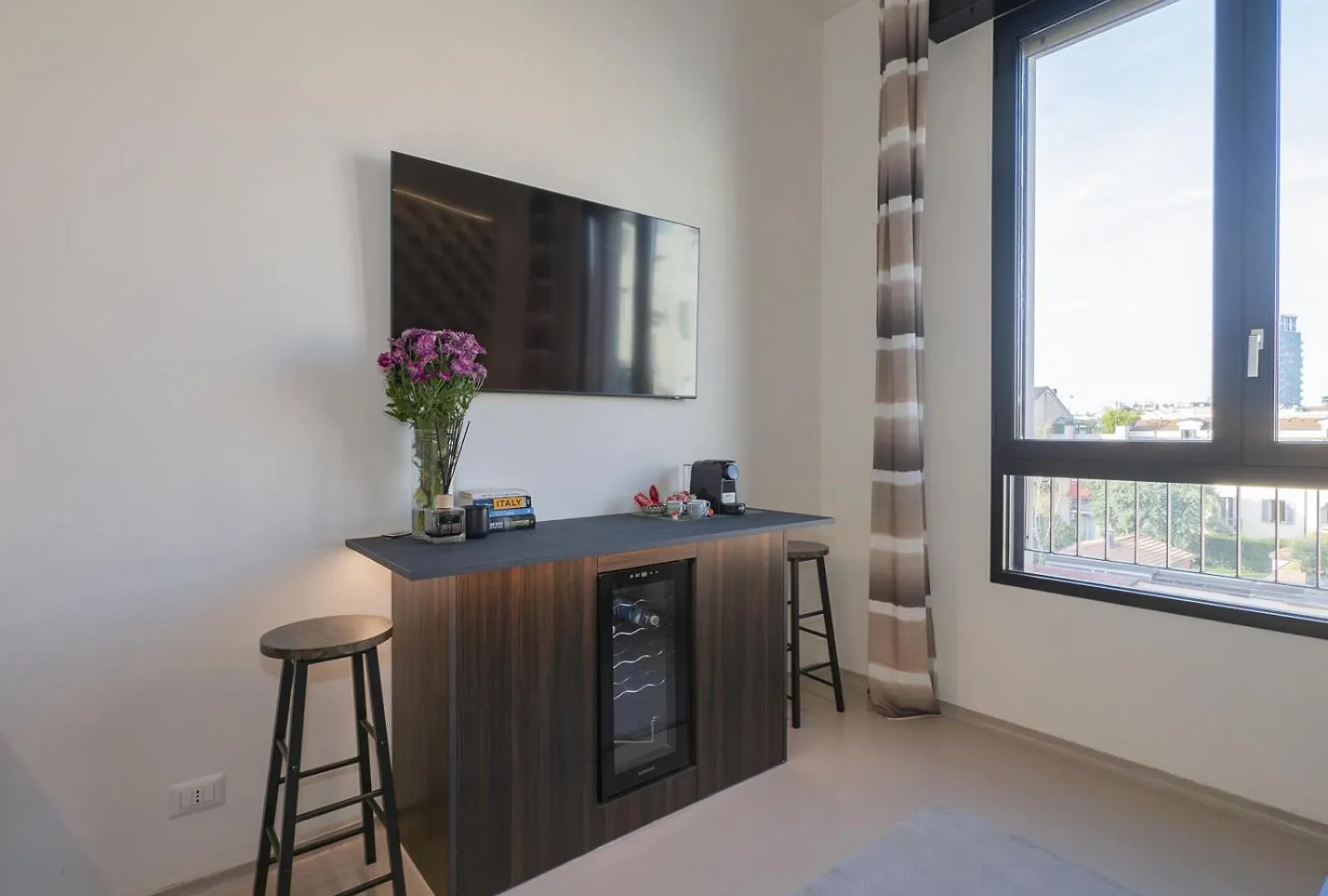 Modern & Cozy Suite In Garibaldi - Brera Area By Rentopolis Milánó