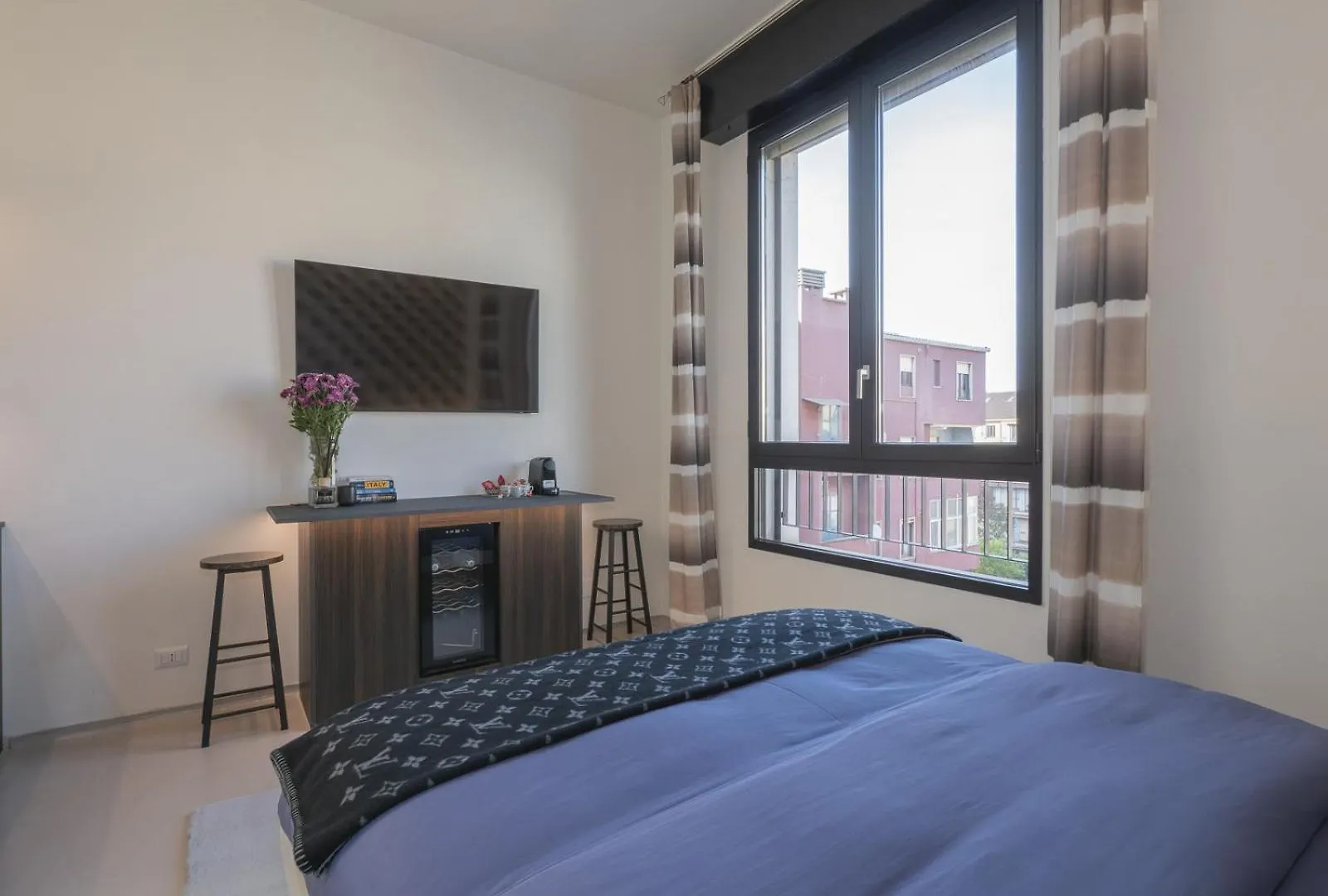Modern & Cozy Suite In Garibaldi - Brera Area By Rentopolis Milánó