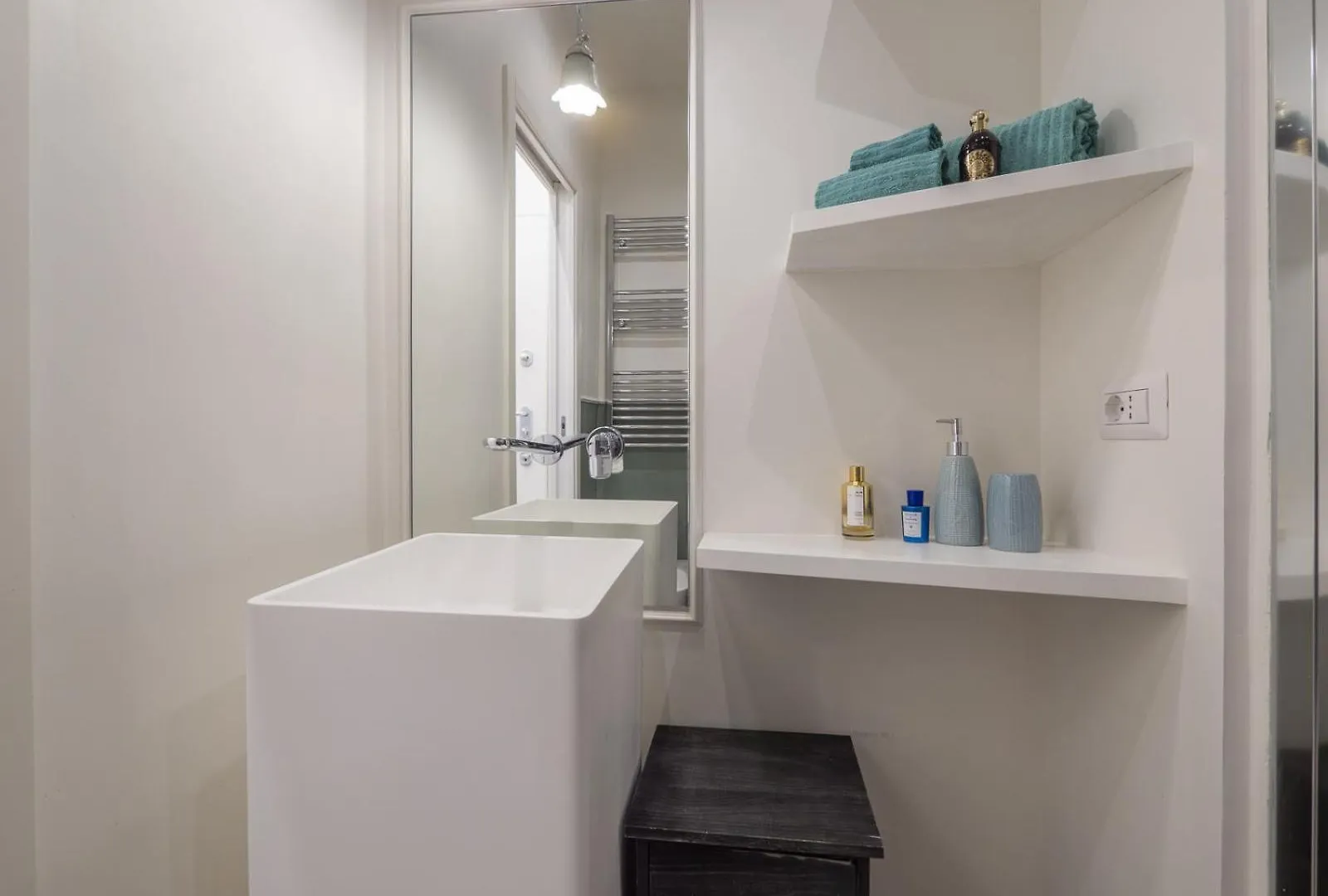 Apartman Modern & Cozy Suite In Garibaldi - Brera Area By Rentopolis Milánó Olaszország
